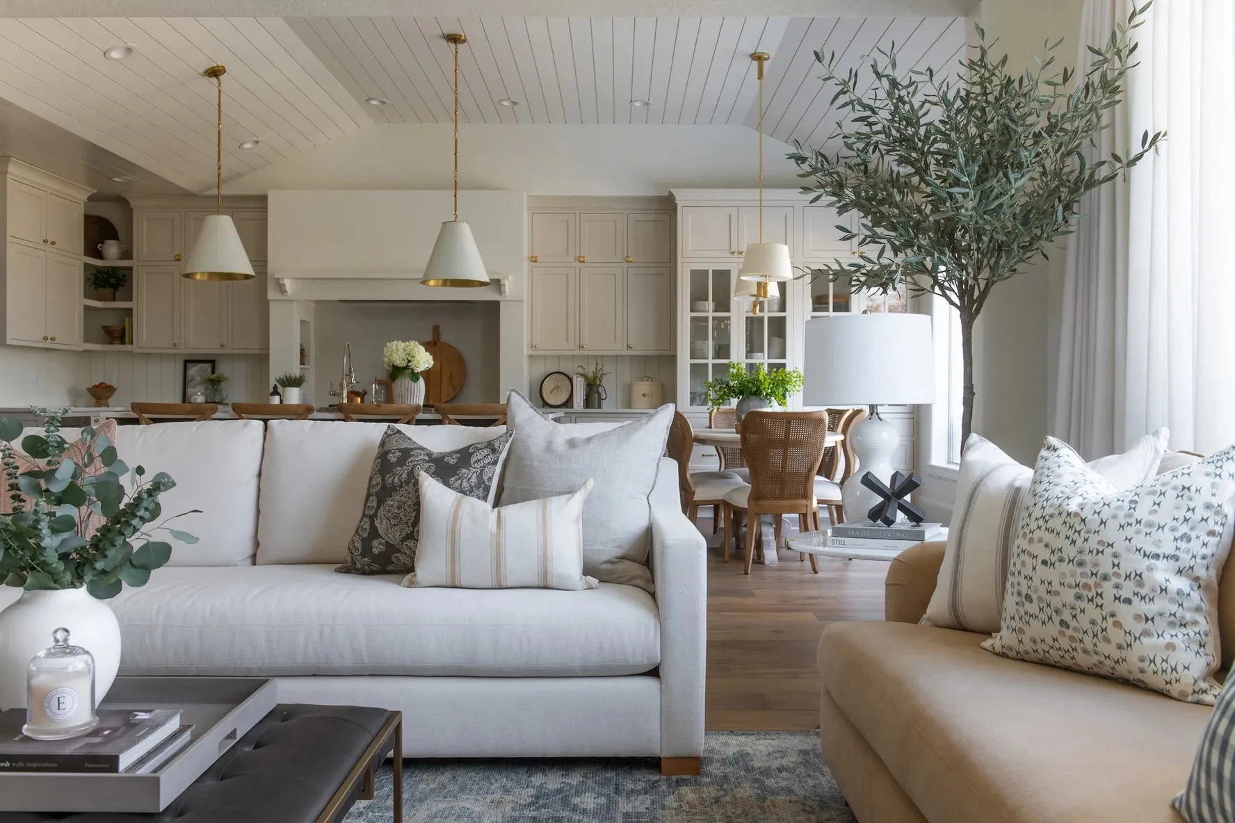 Briarwood Sofa Collection