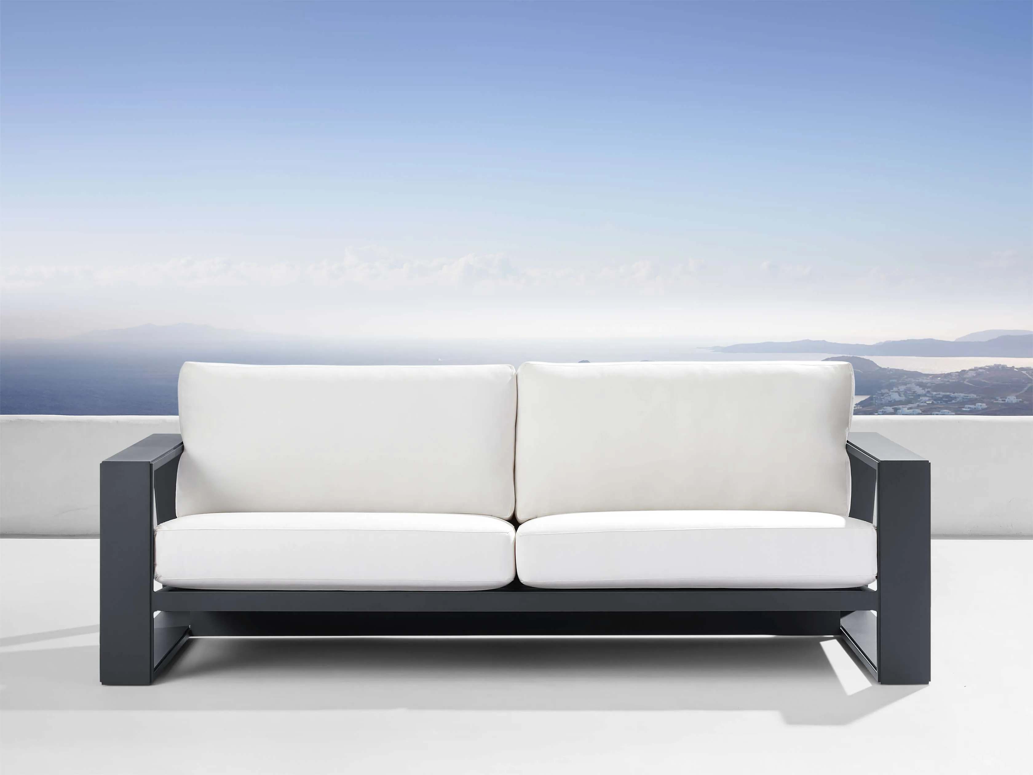 Canyon Outdoor Aluminum Sofa in Eden Snow