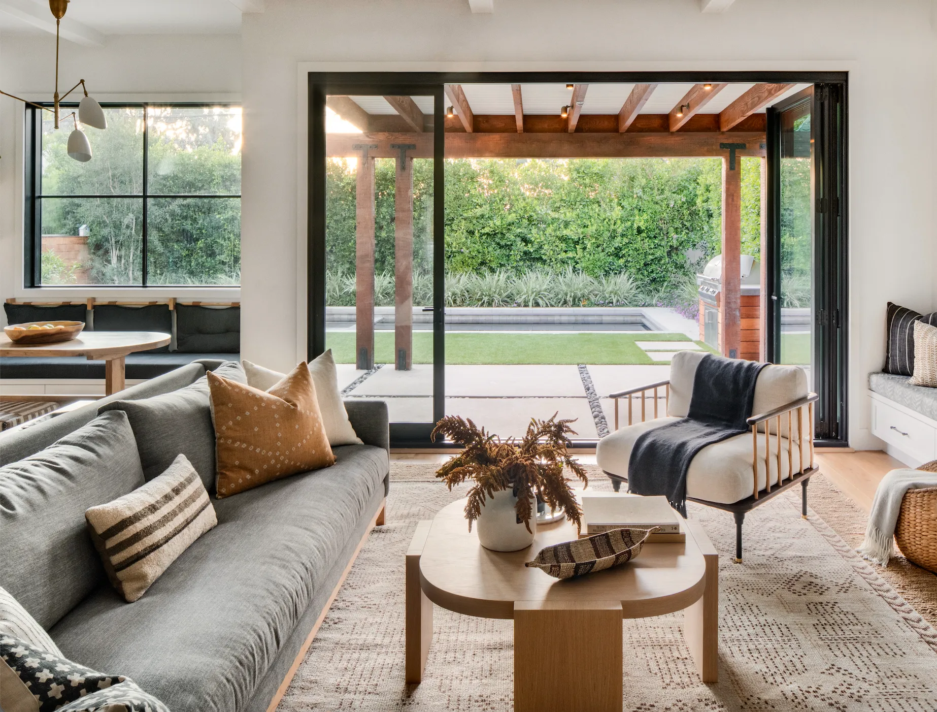 Huntley Sectional Sofa