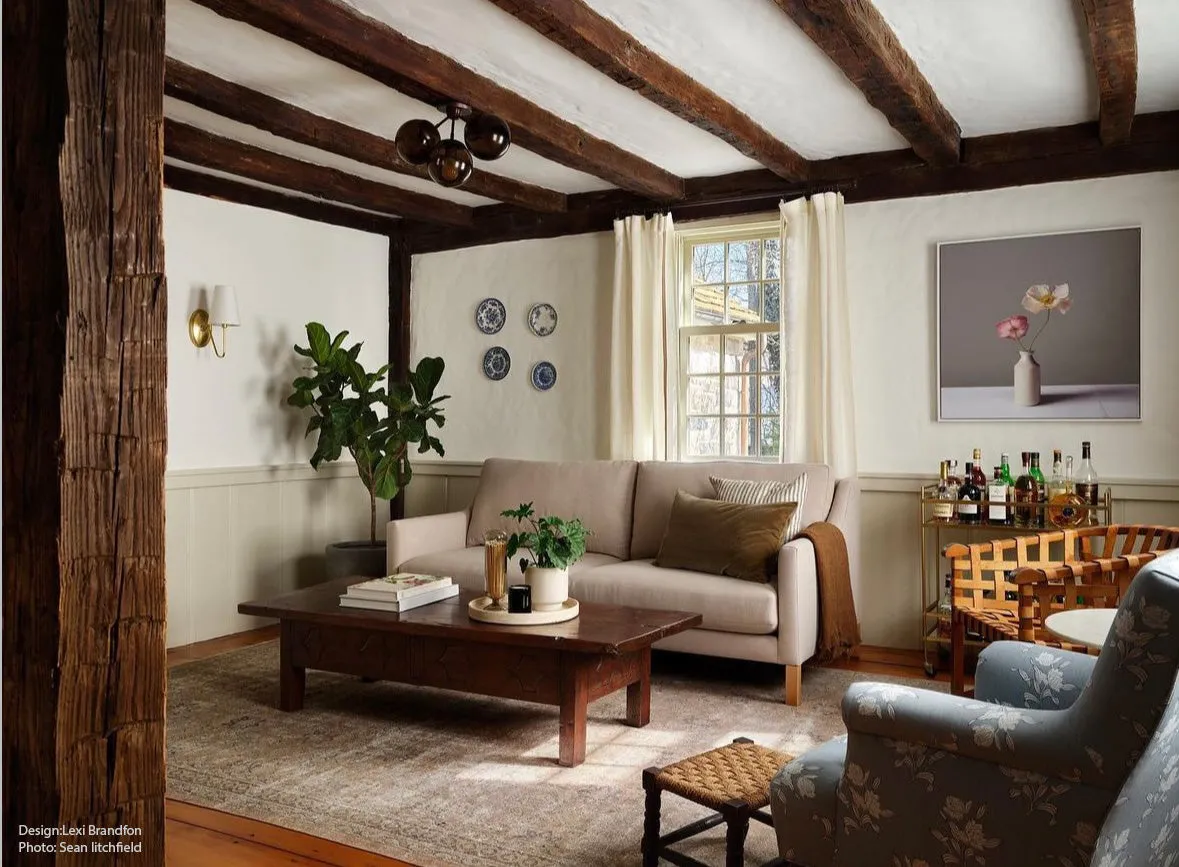 Huntley Sofa Collection