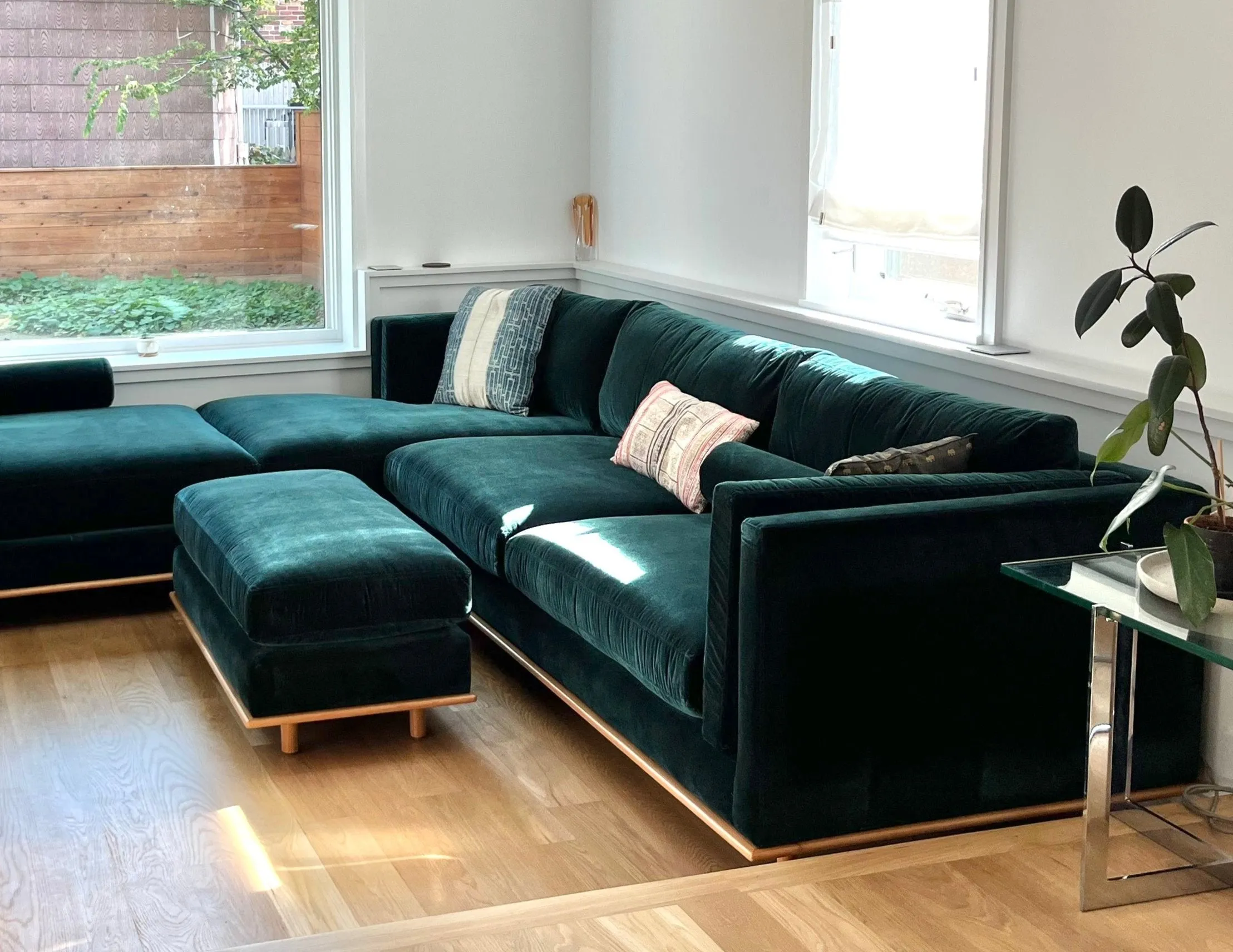 Oakhurst Sofa Collection